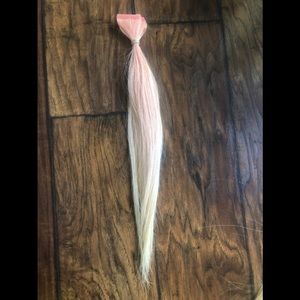 Locket Hair Extensions-blonde/pink highlights